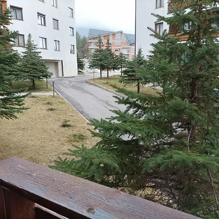 Apartment 2 Detelina *